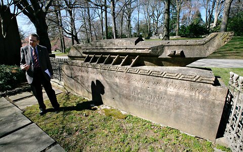 J. Joseph Edgette at the family mausoleum of Isidor and Ida Straus, founders of Macy’s, both of whom died on board the Titanic. Courtesy NY Times