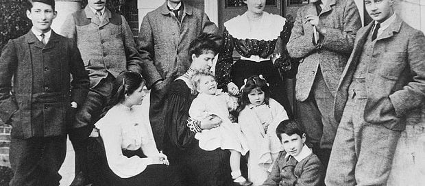 Queen Elizabeth's World War I Family Loss
